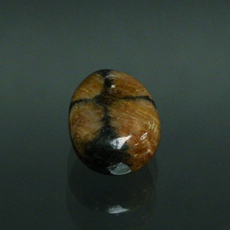 Pendentif pierre roulée percée Chiastolite