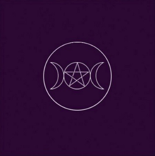 Tapis violet Symbole Païen