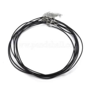 Rondes colliers de cordon en cuir