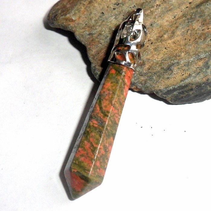 Grosse pointe unakite